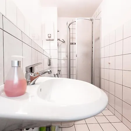 Freie-zimmer-leipzig Hostel *
